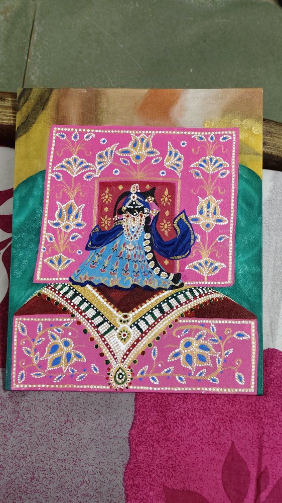 Mevii Masterpiece Canvas in Studio